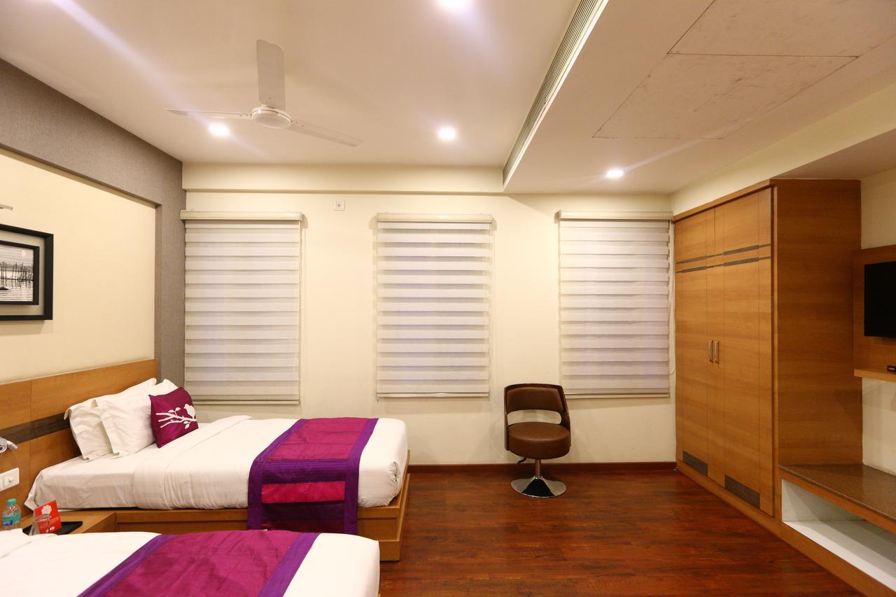 Fabhotel Prime Adore Residency شيناي المظهر الخارجي الصورة